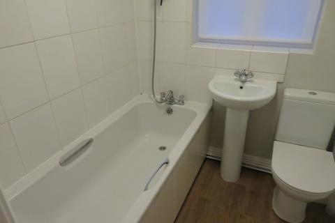 2 bedroom terraced house to rent, London Road, King's Lynn PE30