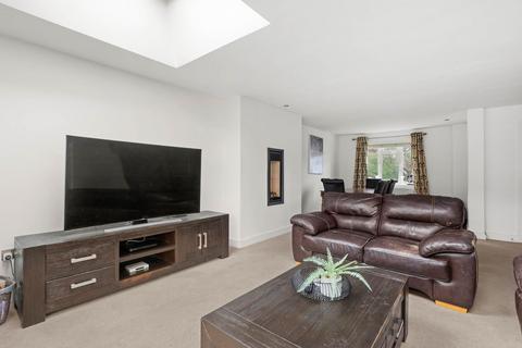 6 Croome Road, Worcester, WR2 4PL
