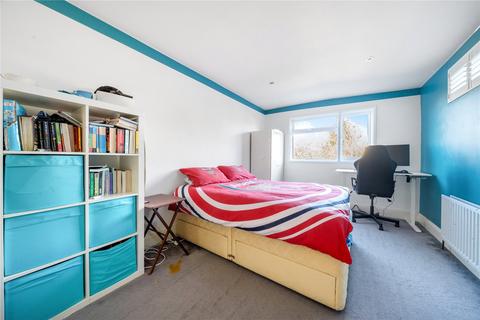 14 Crown Road, London, N10 2HY