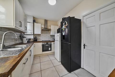 45 Elfrida Crescent, London, SE6 3EW