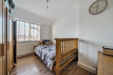 45 Elfrida Crescent, London, SE6 3EW