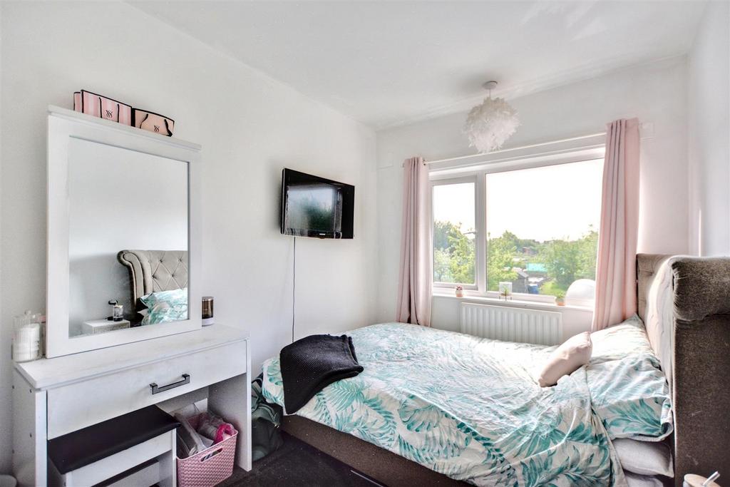 Bedroom 2 3.jpeg