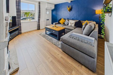 174 Buxton Road, Furness Vale, High Peak, SK23 7PH