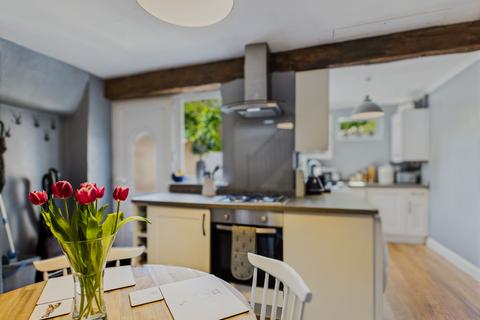 174 Buxton Road, Furness Vale, High Peak, SK23 7PH