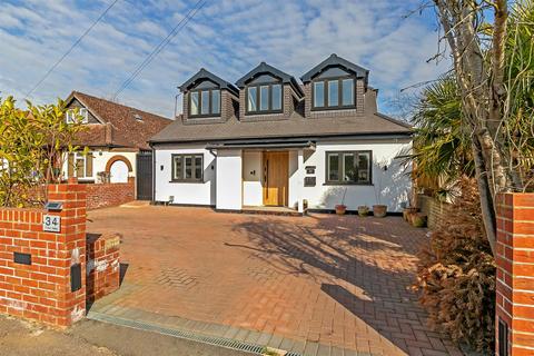 South Riding, Bricket Wood, St. Albans