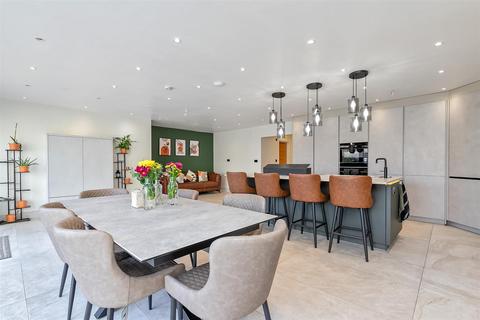 undefined, South Riding, Bricket Wood, St. Albans