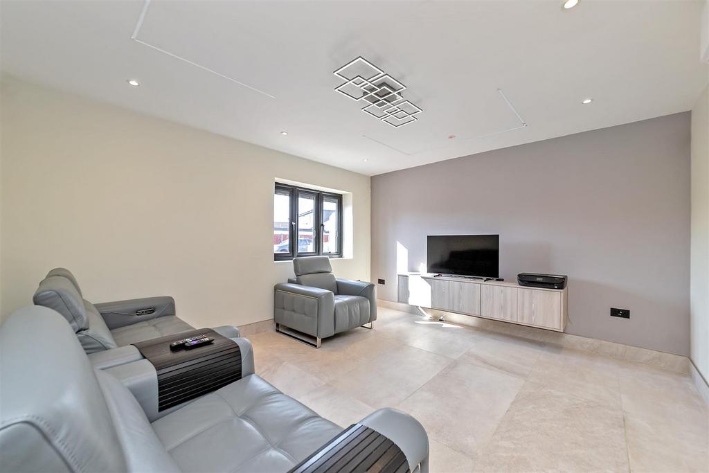 34 South Riding-24.jpg