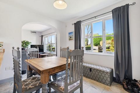 4 Old School Close, Tredrizzick, Wadebridge, PL27 6PH