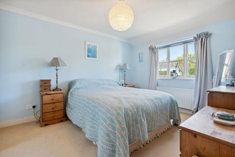 4 Old School Close, Tredrizzick, Wadebridge, PL27 6PH