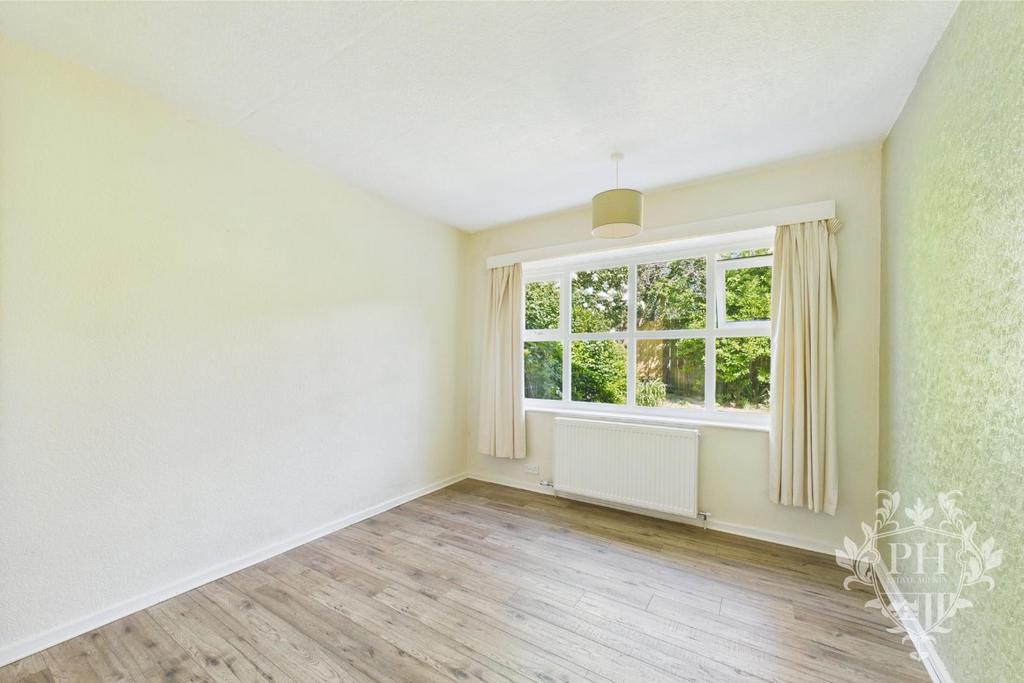 CAM02002 G0-PR0134-STILL003.jpg