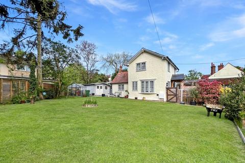 2 Tey Road, Earls Colne, Colchester, CO6 2LG