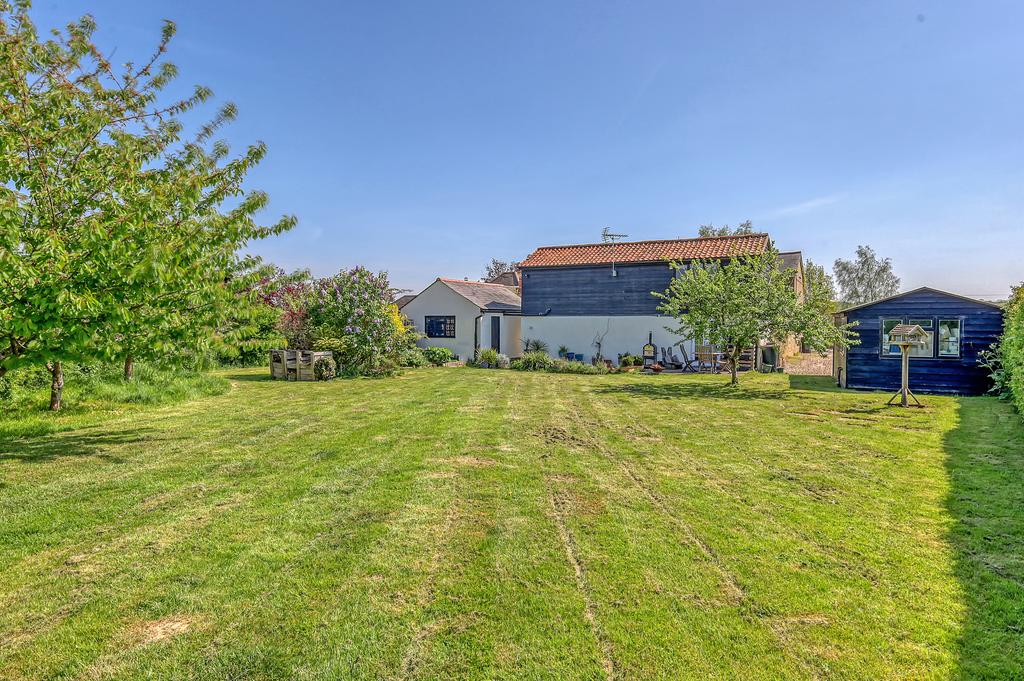 Rear Garden & Courtyard