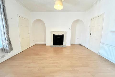 3 bedroom maisonette to rent, Nora Street, South Shields