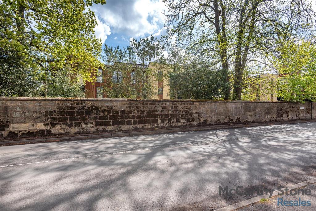 8645560-exterior08.jpg