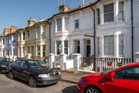 Gladstone Place, Brighton BN2