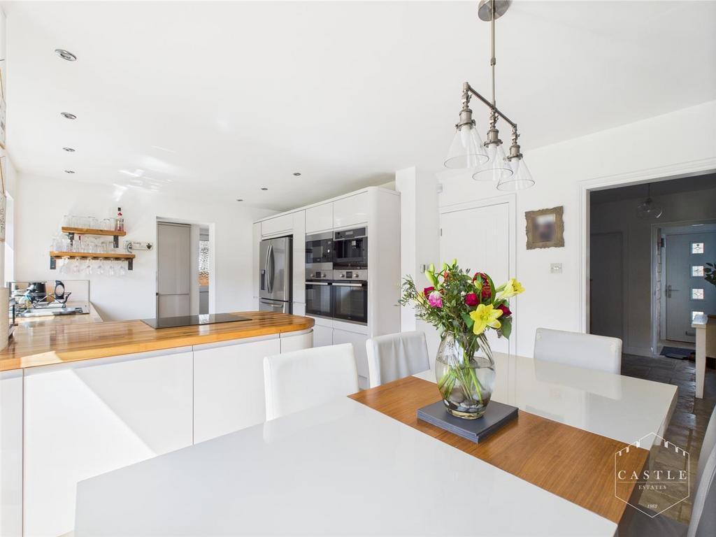 Breakfast kitchen