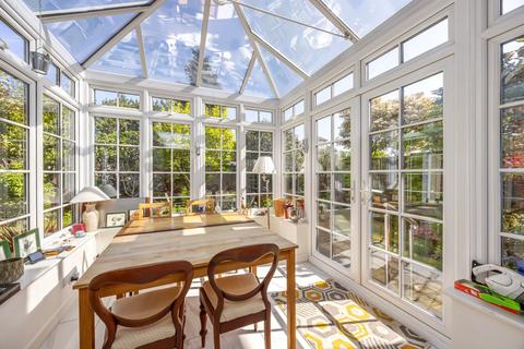 3 bedroom detached house for sale, Chartfield Place, Weybridge, Surrey, KT13