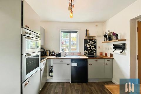 4 bedroom semi-detached house for sale, Banksfield Crescent, Mytholmroyd, Halifax, HX7