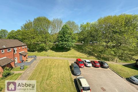 77 Glaisdale Close, Leicester, LE4 0RQ