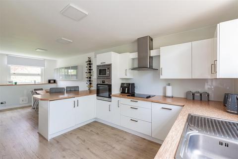 3 Over Minnis, New Ash Green, Longfield, DA3 8JA