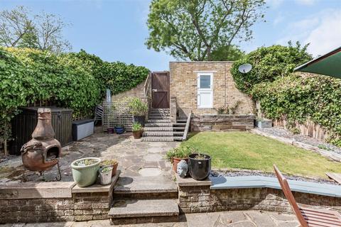 3 Over Minnis, New Ash Green, Longfield, DA3 8JA