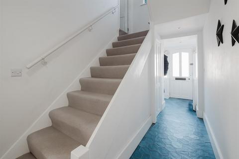 4 bedroom semi-detached house for sale, Acacia Avenue, Hale, Altrincham
