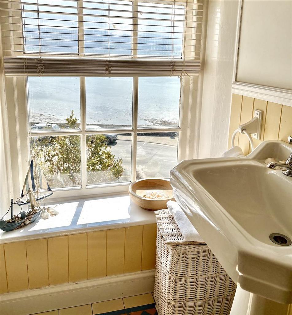 Bedroom-ensuite.jpg