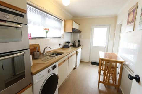 9 Gresham Way, Shefford, SG17 5EB