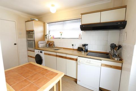 9 Gresham Way, Shefford, SG17 5EB