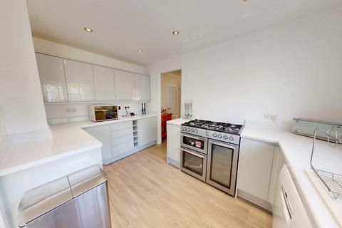 56 Beaumont Drive, Northampton, NN3 8PS