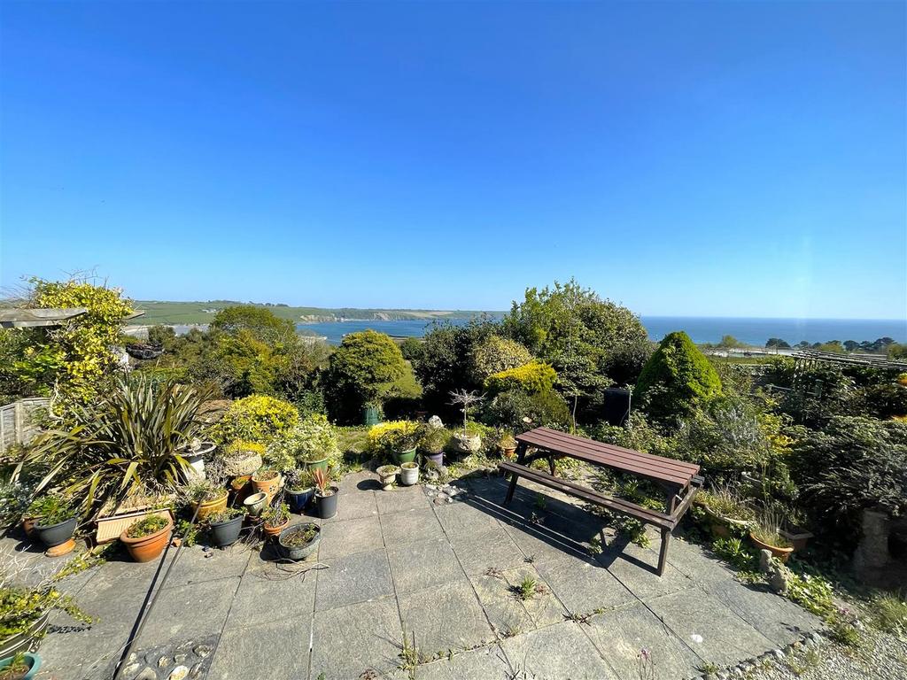 Garden views 2.jpg