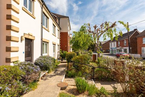 2 bedroom flat for sale, Gales Drive, Crawley RH10