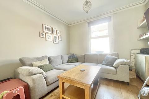28 Cowick Road, Exeter, EX2 9BE