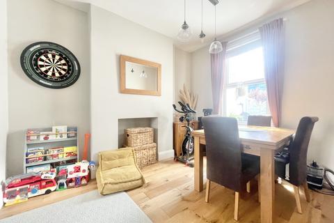 28 Cowick Road, Exeter, EX2 9BE