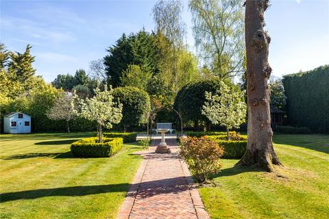 6 bedroom detached house for sale, Broomfield Ride, Oxshott, Surrey, KT22