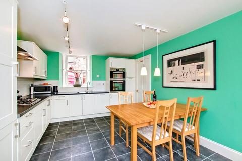 Blyth Hill Cottage Chapel Street, Alyth, Blairgowrie, PH11 8DA