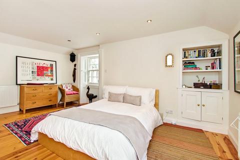 Blyth Hill Cottage Chapel Street, Alyth, Blairgowrie, PH11 8DA