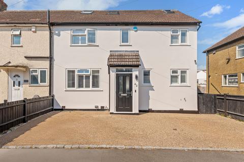 42 Oak Road, Caterham, CR3 5TS