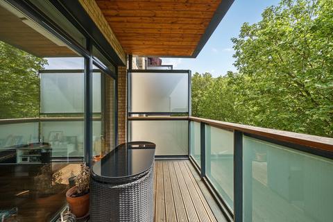 9 Packington Road, London, W3 8FB