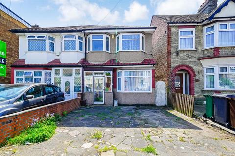 undefined, Hampton Road, London E4