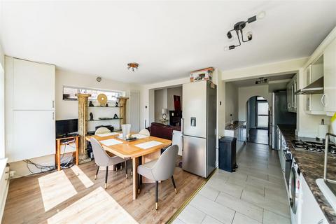 undefined, Hampton Road, London E4