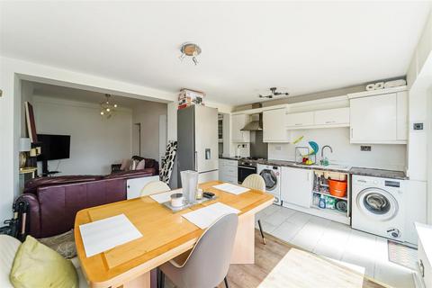 undefined, Hampton Road, London E4