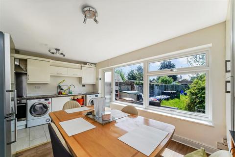 undefined, Hampton Road, London E4