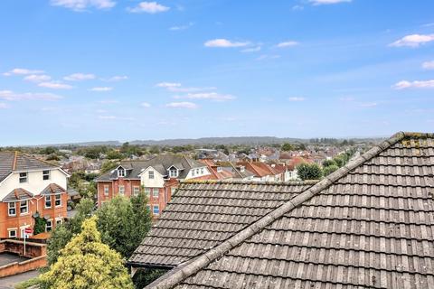 2 bedroom flat for sale, Southbourne