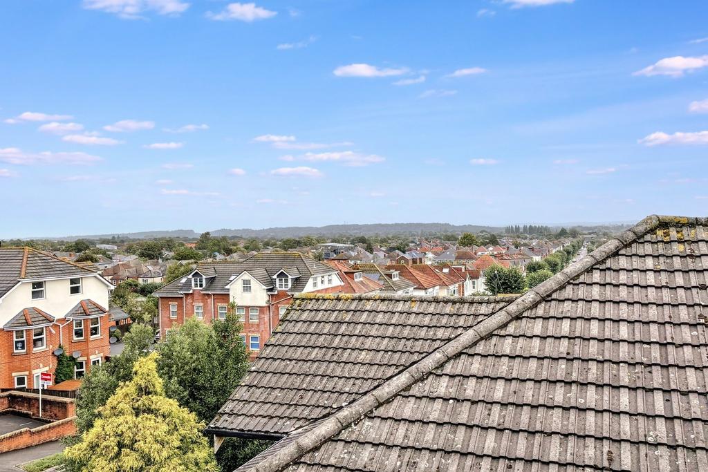 Apartment in Bournemouth - View 4