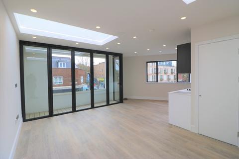 2 bedroom flat to rent, Bermondsey, London SE16