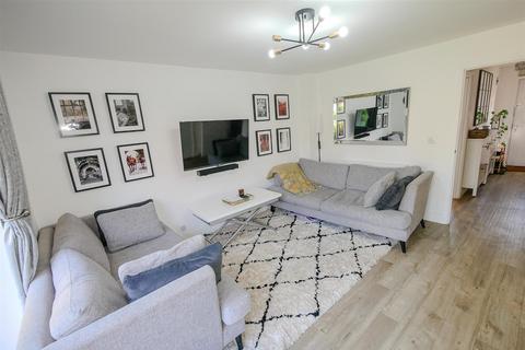 61 Bonners Mead, Benson, Wallingford, OX10 6EU