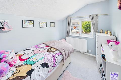 21 Gravesend Road, Rochester, ME2 3PH