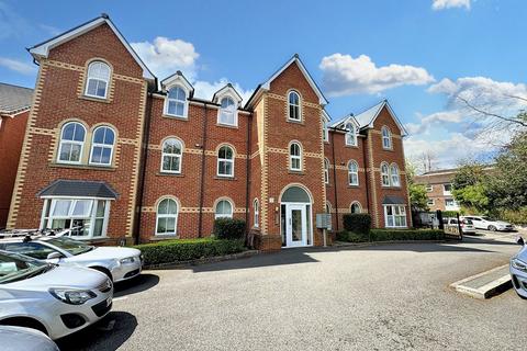 2 bedroom apartment for sale, Oakhurst Gardens, Prestwich, M25