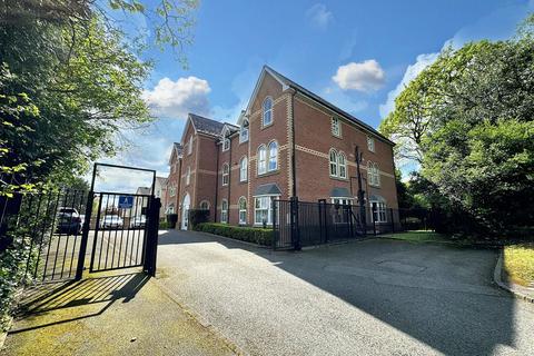 2 bedroom apartment for sale, Oakhurst Gardens, Prestwich, M25